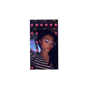 Meet your Posher, Chesca